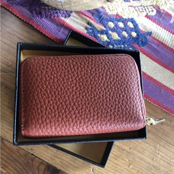 🆕✨ Leather RFID Protection Zip Around Credit Card Bee Small Wallet - Picture 5 of 10